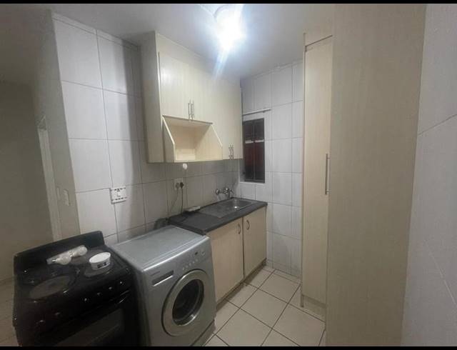 2 BEDROOM APARTMENT FOR SALE IN FLEURHOF